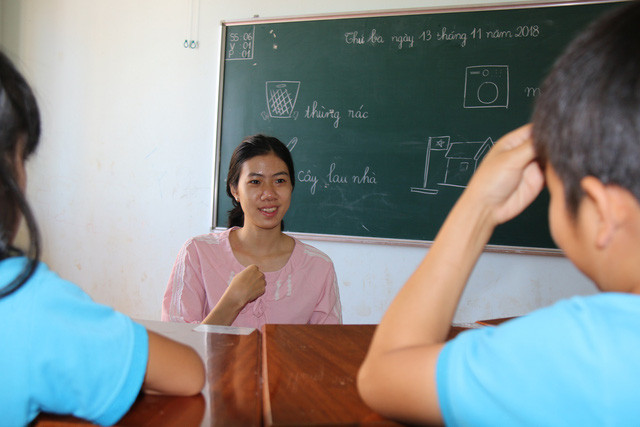 Thành quả bước đầu là học sinh đã biết sử dụng ngôn ngữ kí hiệu để giao tiếp, học tập