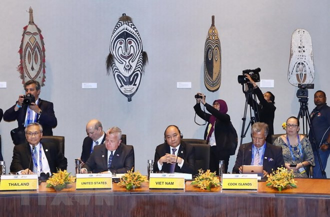 Thủ tướng Nguyễn Xuân Phúc tại cuộc Đối thoại giữa các Nhà lãnh đạo APEC với Lãnh đạo các Quốc đảo Thái Bình Dương. (Ảnh: Thống Nhất/TTXVN) Thủ tướng Nguyễn Xuân Phúc tại cuộc Đối thoại giữa các Nhà lãnh đạo APEC với Lãnh đạo các Quốc đảo Thái Bình Dương. (Ảnh: Thống Nhất/TTXVN)
