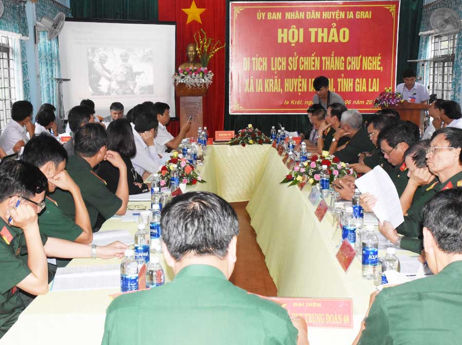  Hội thảo di tích lịch sử Chiến thắng Chư Nghé do UBND huyện Ia Grai tổ chức trong tháng 6-2018. Ảnh: Chí Hào
