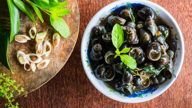 Món ốc luộc của VN  Món ốc luộc của VN