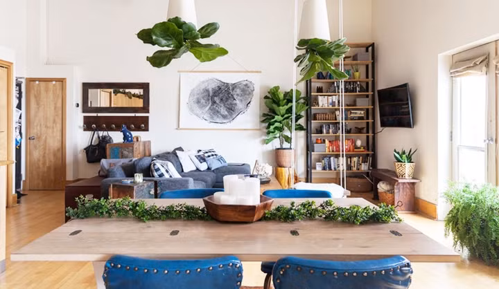 Vốn là người thích trồng trọt lại yêu thiên nhiên nên chủ nhà trang trí rất nhiều loại cây nhiệt đới trong ngôi nhà của mình. 