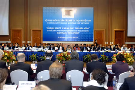 Hội nghị CG chính thức được tổ chức vào tháng 12 hàng năm còn có các Hội nghị CG giữa kỳ được tổ chức vào tháng 6 hằng năm tại các địa phương của Việt Nam.