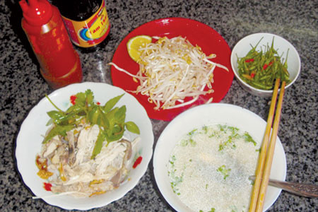 “Nửa thế kỷ” phở khô Gia Lai ảnh 1