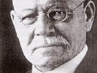 Max Uhle sinh ra ở Đức. Ông có nhiều nghiên cứu liên quan Peru gồm cả gốm Nazca nhưng không nghiên cứu về Nazca Lines.