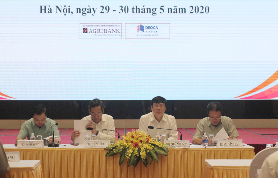 Đoàn chủ tọa điều hành phiên khai mạc Chung khảo Giải báo chí Quốc gia lần thứ XIV - Năm 2019. Ảnh T.Vương Đoàn chủ toạ điều hành phiên khai mạc Chung khảo Giải báo chí Quốc gia lần thứ XIV - Năm 2019. Ảnh T.Vương