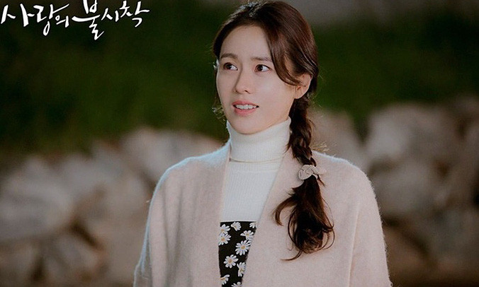 Từ góc độ khác, người hâm mộ thừa nhận nữ chính 