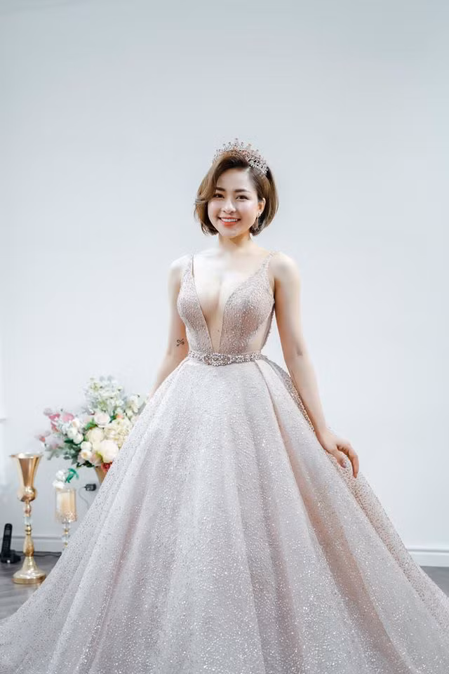 Trâm Anh ngày càng xinh đẹp kể từ khi Nam tiến.