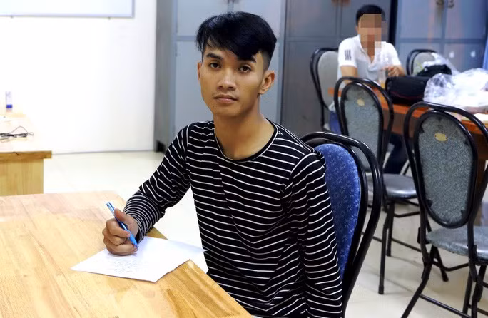  Đối tượng Trần Minh Cường tại cơ quan công an.