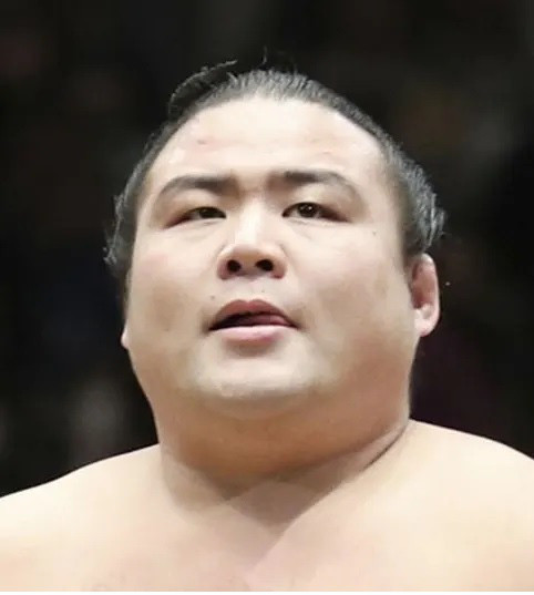 Võ sĩ sumo Shobushi - Ảnh: NIKKEI