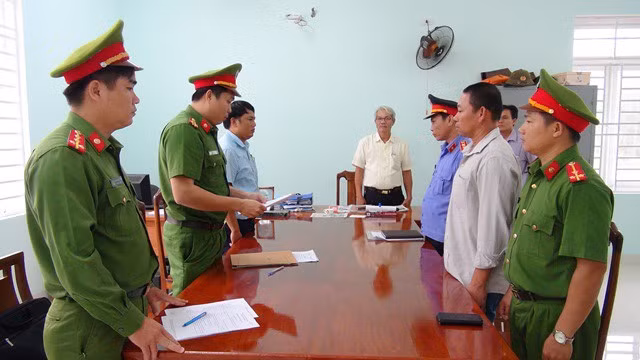  20 ngư dân ở huyện Duy Xuyên trục lợi chính sách đã bị khởi tố trước đó