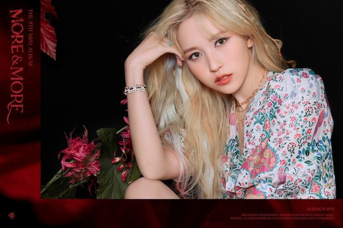  Jeongyeon, Jihyo và Mina cũng thể hiện được những nét đẹp riêng trong bộ ảnh lần này. Ảnh: JYP