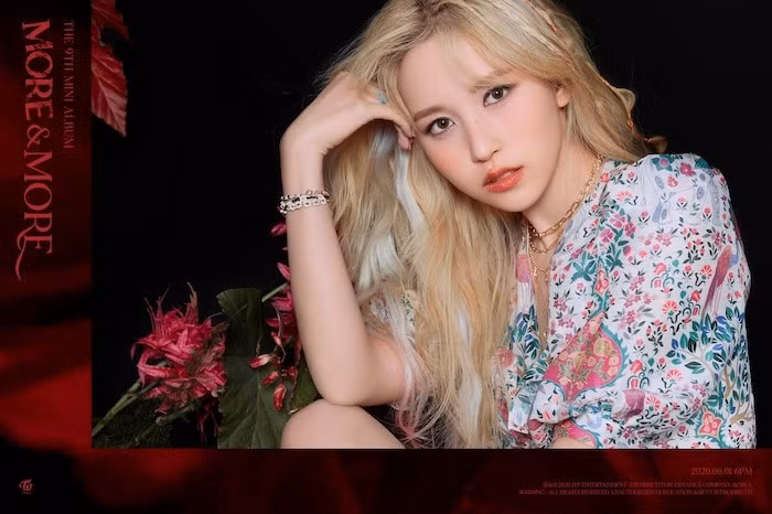  Jeongyeon, Jihyo và Mina cũng thể hiện được những nét đẹp riêng trong bộ ảnh lần này. Ảnh: JYP