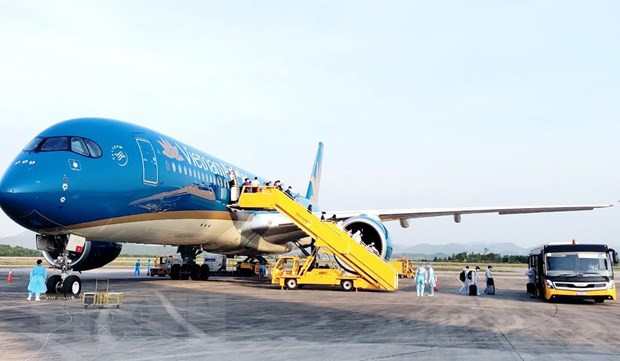 Thủ tướng yêu cầu cách ly những người từ nước ngoài về Việt Nam. (Ảnh: TTXVN phát)