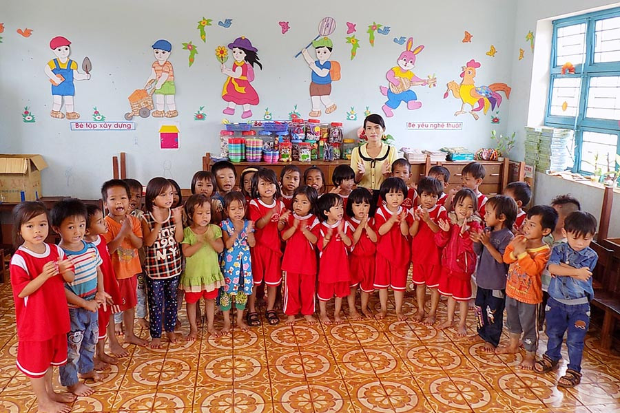  Các địa phương cần tăng cường các chính sách chăm sóc giáo dục trẻ em. Ảnh: Lương Thanh