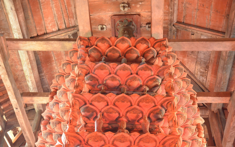 Chùa Giám hay còn gọi là Nghiêm quang tự