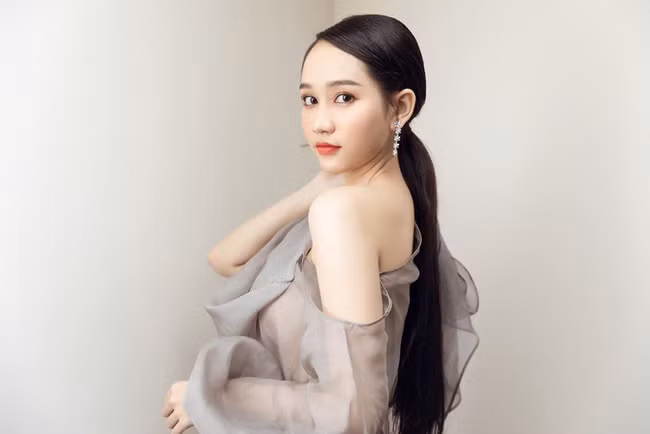 Trước đó, nhiều người hâm mộ nhận xét Trúc Anh 