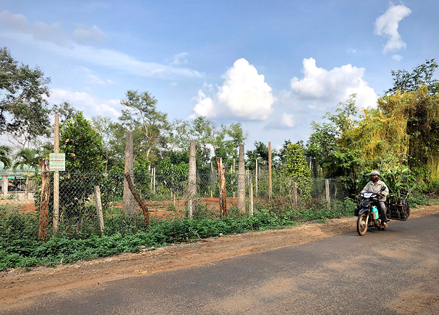 Bất động sản vùng ven ở mức giá 300-500 triệu đồng/lô đang là phân khúc có giao dịch tốt. Ảnh: Hải Lê Bất động sản vùng ven ở mức giá 300-500 triệu đồng lô đang là phân khúc có giao dịch tốt. Ảnh Hải Lê