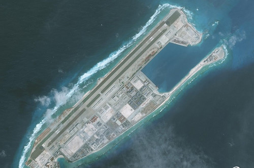  Trung Quốc xây dựng phi pháp trên đá Chữ Thập trong quần đảo Trường Sa thuộc chủ quyền Việt Nam - Ảnh: AMTI/CSIS