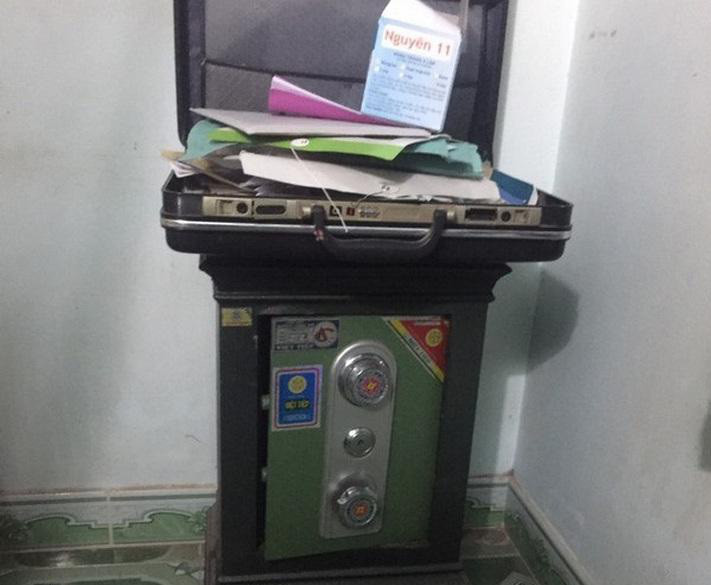 Tang vật vụ án.