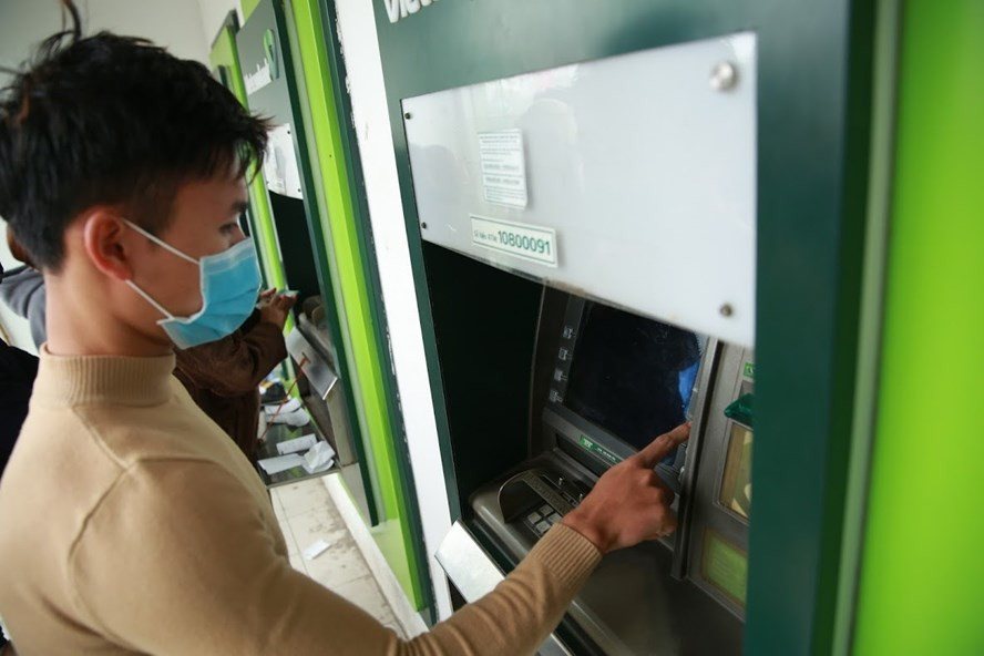 Thủ tướng vừa có Chỉ thị về đẩy mạnh các giải pháp phát triển thanh toán không dùng tiền mặt (ảnh minh hoạ). Ảnh: Hải Nguyễn