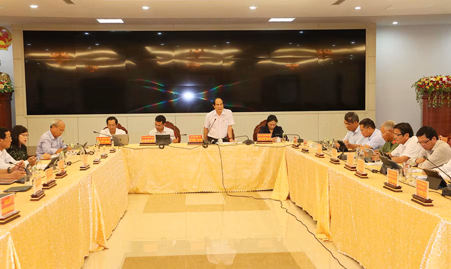  Chủ tịch UBND tỉnh Võ Ngọc Thành phát biểu chỉ đạo tại hội nghị. Ảnh: Q.T