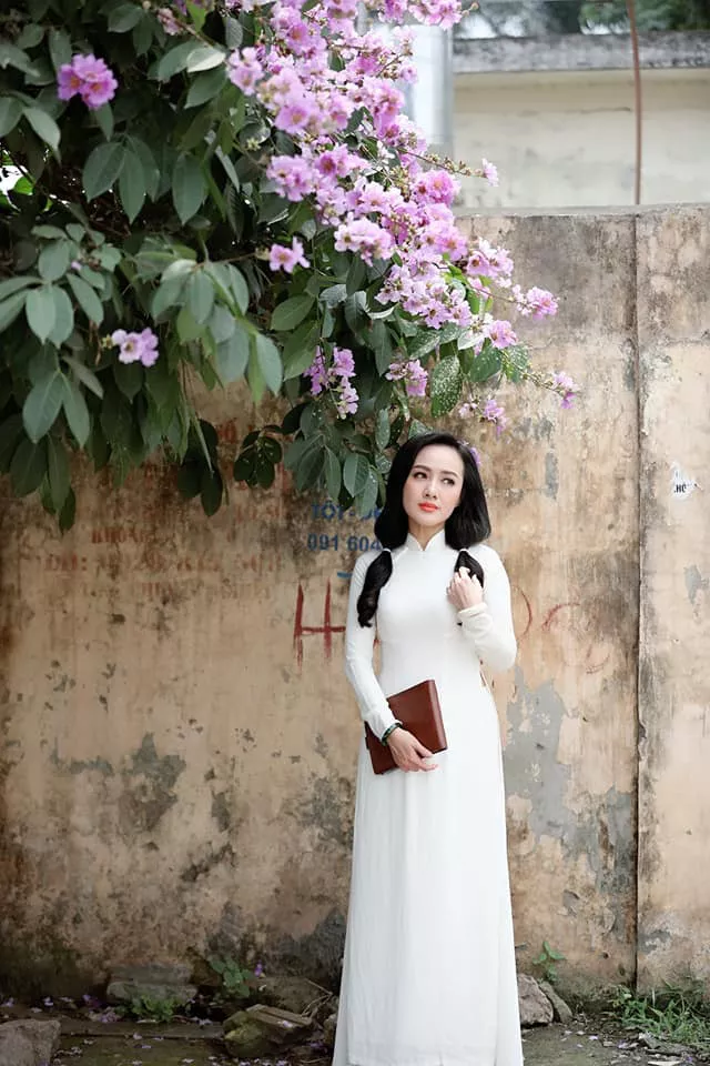 Theo BTV Hoài Anh chia sẻ, cô cùng ê kíp thực hiện bộ ảnh này trong thời gian ngắn.