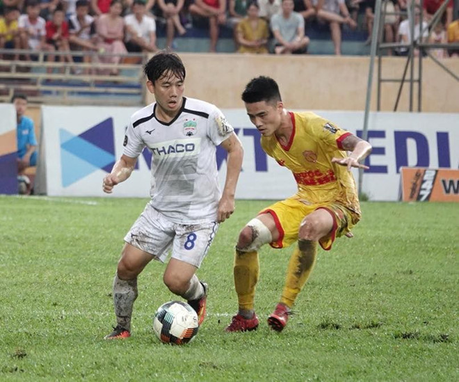 Minh Vương hy vọng sẽ dẫn dắt thế công HAGL chơi tốt Ảnh: VPF