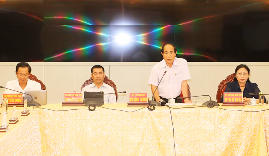 Chủ tịch UBND tỉnh Gia Lai Võ Ngọc Thành phát biểu kết luận hội nghị. Ảnh: Quang Tấn Chủ tịch UBND tỉnh Gia Lai Võ Ngọc Thành phát biểu kết luận hội nghị. Ảnh: Quang Tấn