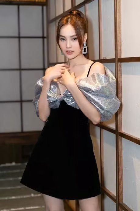 Ninh Dương Lan Ngọc rạng rỡ sau nhiều tháng cách ly.