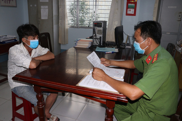 Nguyễn Trí Thịnh tại cơ quan điều tra - Ảnh: THANH NAM Nguyễn Trí Thịnh tại cơ quan điều tra - Ảnh: THANH NAM