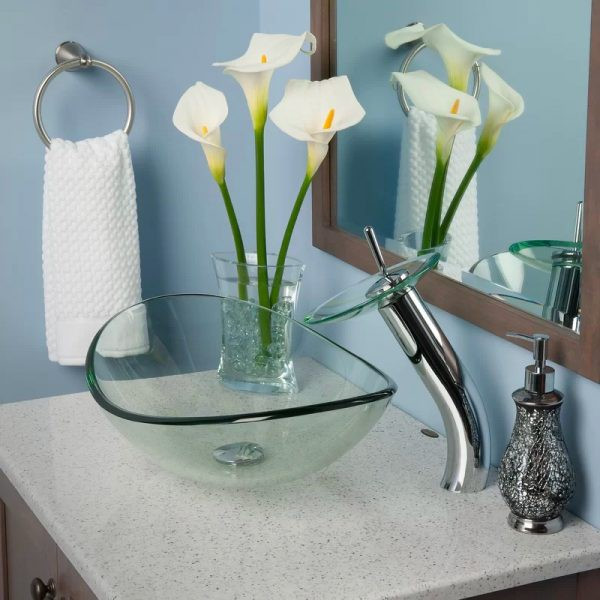 Bồn rửa bằng thủy tinh trong suốt, dễ dàng làm sạch.