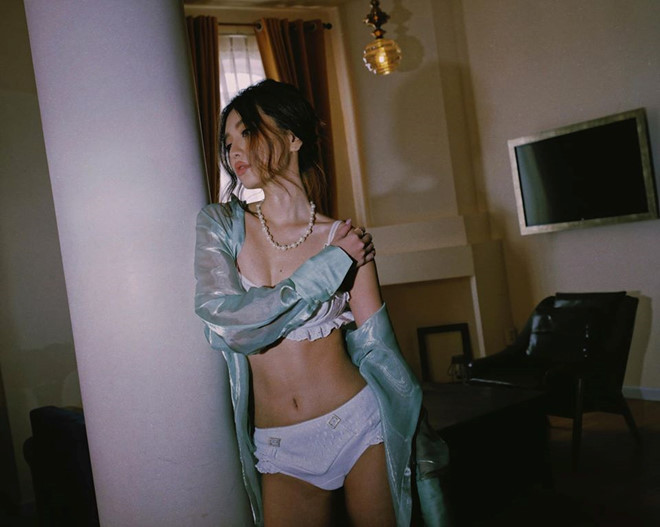 Hình ảnh quyến rũ gần đây của cô thu hút sự quan tâm của dư luận Ảnh: FBNV