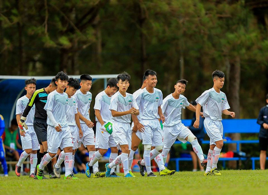 Các cầu thủ U19 HAGL ghi dấu ấn tại vòng loại U19 QG 2020. Các cầu thủ U19 HAGL ghi dấu ấn tại vòng loại U19 QG 2020.