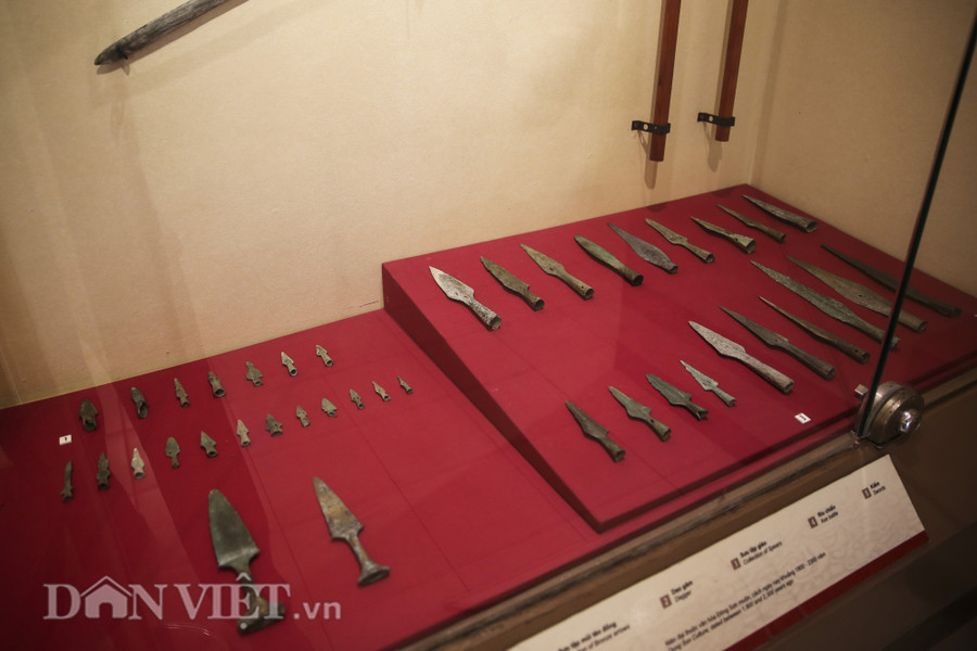 Hiện nay tại Bảo tàng Lịch sử Quân sự Việt Nam đang trưng bày số lượng 331 trên tổng số 1026 hiện vật vũ khí văn hóa Đông Sơn. Hiện nay tại Bảo tàng Lịch sử Quân sự Việt Nam đang trưng bày số lượng 331 trên tổng số 1026 hiện vật vũ khí văn hóa Đông Sơn.