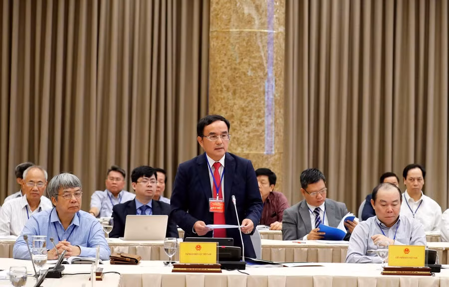 Ông Dương Quang Thành, Chủ tịch Hội đồng thành viên Tập đoàn Điện lực Việt Nam (EVN), đại diện Khối doanh nghiệp Nhà nước phát biểu. (Ảnh: Thống Nhất/TTXVN)