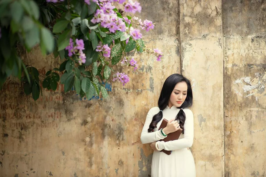 Sở hữu gương mặt xinh đẹp và vóc dáng nuột nà, BTV Hoài Anh khiến người đối diện khó đoán dược tuổi thật.