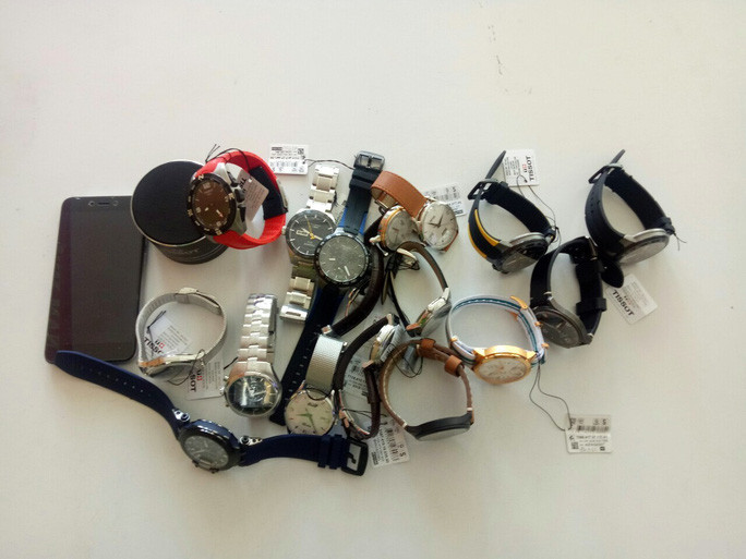 Số đồng hồ hạng sang mà đối tượng trộm cắp Số đồng hồ hạng sang mà đối tượng trộm cắp