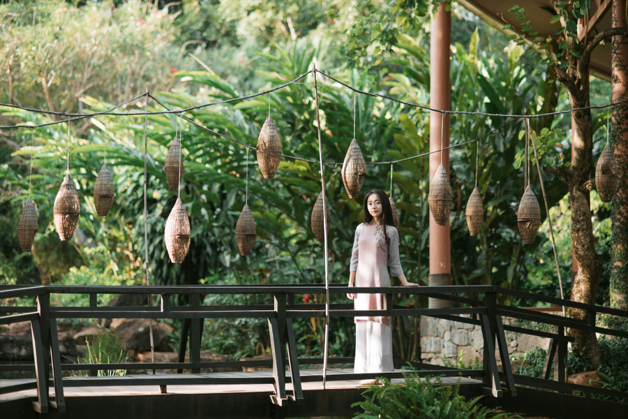 Trước đây cô nàng đã từng tham gia các phim ngắn như: 