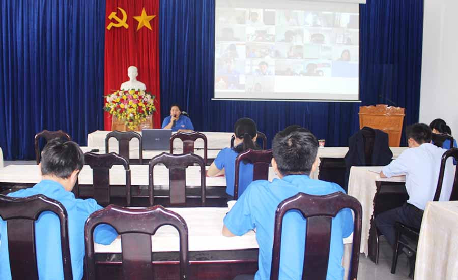 Toàn cảnh hội nghị trực tuyến triển khai Nghị quyết Đại hội Hội LHTN Việt Nam các cấp-Ảnh PL