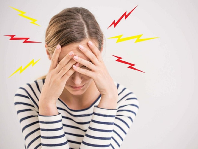 Dù các triệu chứng và biểu hiện có khác nhau nhưng những cơn đau này đều có thể được làm dịu bằng cách uống đủ nước ẢNH MINH HỌA: SHUTTERSTOCK