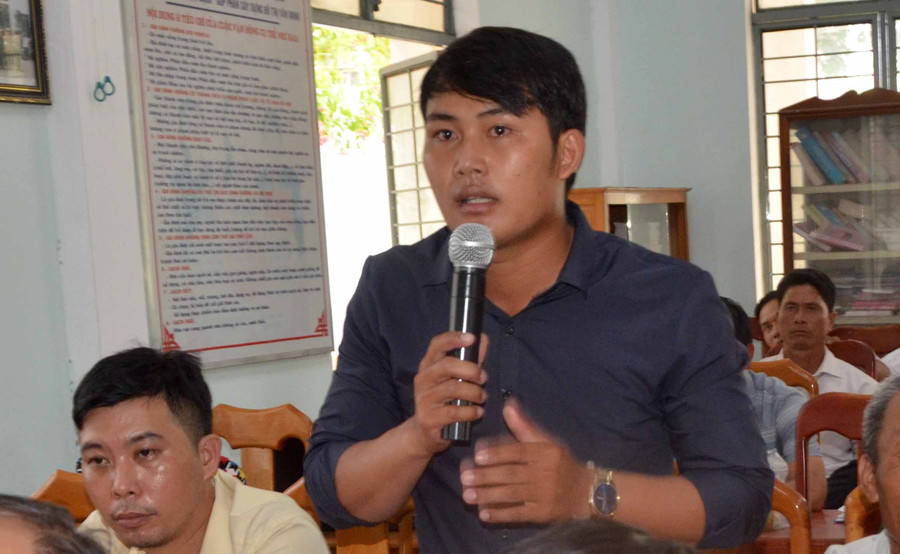 Cử tri thị trấn Phú Thiện đề nghị các cấp ngành sớm có quy định về quản lý nhà nuôi chim yến trong khu dân cư. Ảnh: Đức Phương