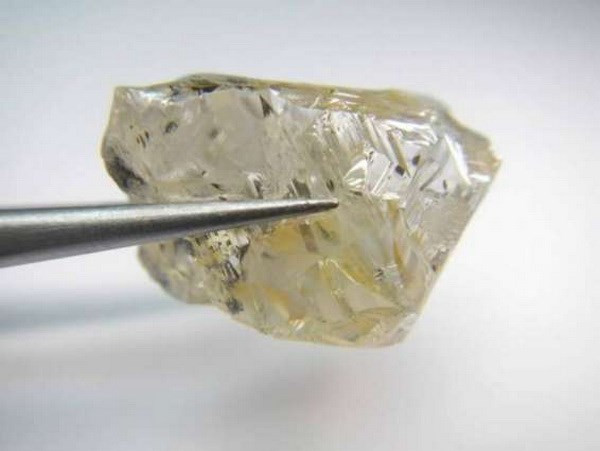  Viên kim cương nặng 171 carat. (Nguồn: urdupoint.com)