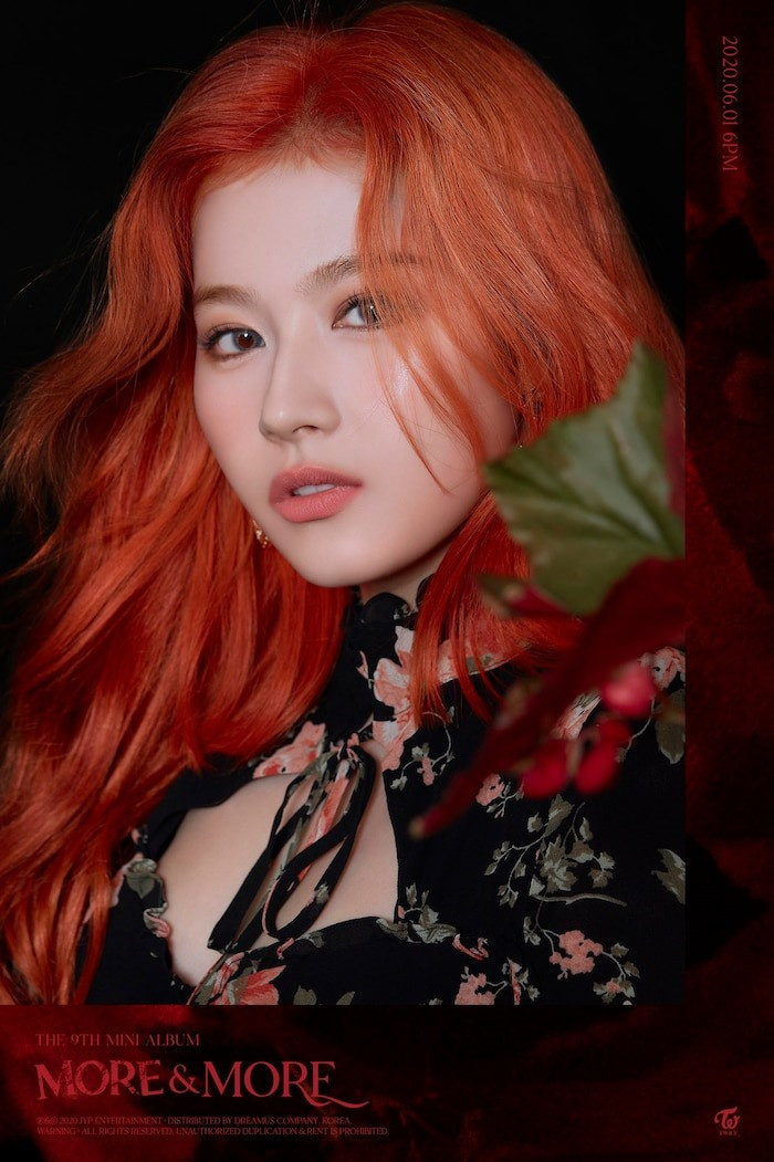  Sana đẹp ma mị trong bộ ảnh này. Ảnh: JYP