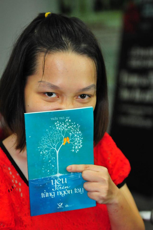Và lớn lên cô đã trở thành nhà văn viết nhiều cuốn sách đi vào lòng người - Ảnh: NVCC Và lớn lên cô đã trở thành nhà văn viết nhiều cuốn sách đi vào lòng người - Ảnh: NVCC
