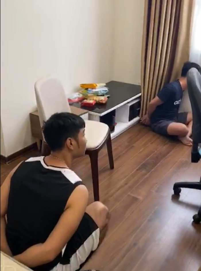 Một số đối tượng bị bắt giữ. Một số đối tượng bị bắt giữ.