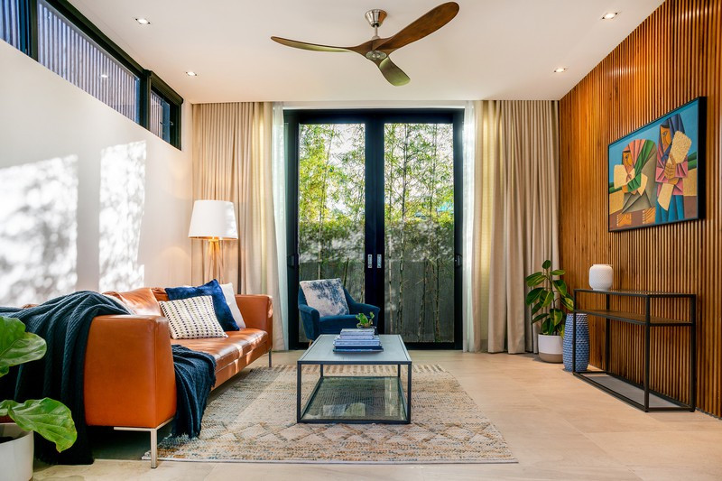 Phòng sinh hoạt chung ấm cúng, sang trọng là nơi tất cả các thành viên trò chuyện, tâm tình.