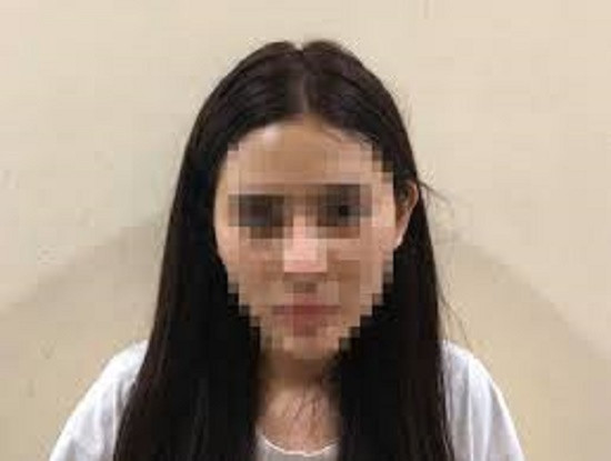 Tú bà chuyên điều “hàng khủng” cho các cuộc vui thác loạn chưa tròn 18 tuổi.  Tú bà chuyên điều “hàng khủng” cho các cuộc vui thác loạn chưa tròn 18 tuổi.
