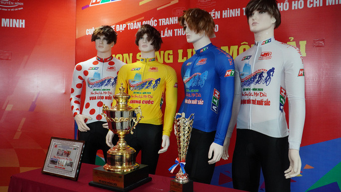 Tổng giải thưởng lên đến 200 triệu đồng Tổng giải thưởng lên đến 200 triệu đồng