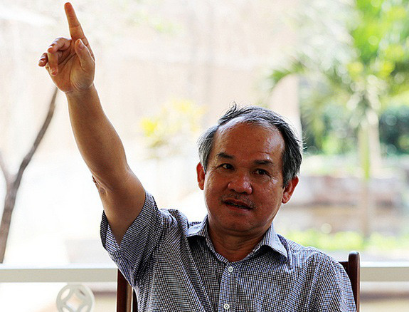 Ông bầu Đoàn Nguyên Đức.