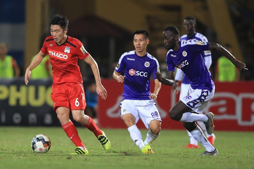 Trận Hà Nội gặp HAGL là tâm điểm của sự chú ý. Ảnh: VPF